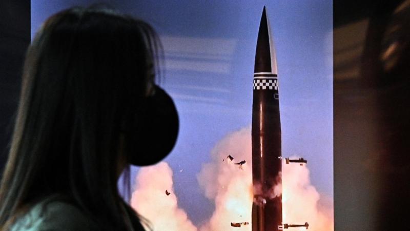 كوريا الشمالية ممنوعة بموجب قرارات أصدرها مجلس الأمن الدولي من تطوير ترسانتها النووية (غيتي)