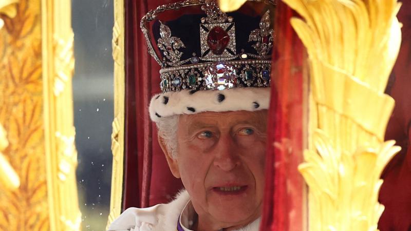 أفصح الملك تشارلز الثالث عن بعض أسراره في كتاب "تشارلز الثالث – غير المحبوب" - رويترز