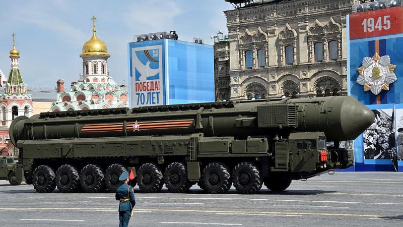  أعلن وزير الدفاع الروسي أن موسكو ستدرب قواتها على تنفيذ ضربة نووية هائلة ردًا على ضربة معادية محتملة