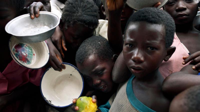قدرت وكالات الإغاثة أن 16,7 مليون طفل دون سن الخامسة يعانون من سوء التغذية الحاد في جميع أنحاء غرب ووسط إفريقيا