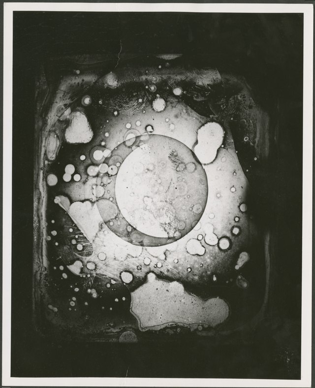أول صورة مأخوذة للقمر في التاريخ - المصدر (ماي مودرن ميت).