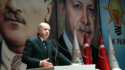 أعاد المؤتمر العام السابع لحزب العدالة والتنمية انتخاب رجب طيب أردوغان رئيسًا للحزب (الأتاضول)