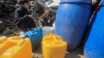 أصبح الجزء الأكبر من الأمراض بقطاع غزة مرتبطاً بالمياه التي يستهلكها السكان