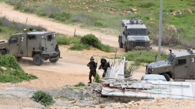 يستخدم جنود الاحتلال الرصاص الحي بعمليات اقتحام بلدات ومخيمات الضفة