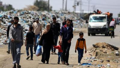 وجهت إسرائيل تحذيرات إلى 100 ألف فلسطيني بإخلاء شرق مدينة رفح قسرًا والتوجه لمنطقة المواصي جنوب غرب قطاع غزة