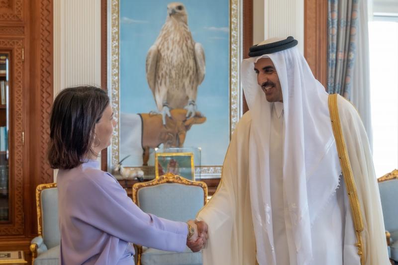 أمير قطر الشيخ تميم بن حمد آل ثاني التقى وزيرة الخارجية الألمانية أنالينا بيربوك