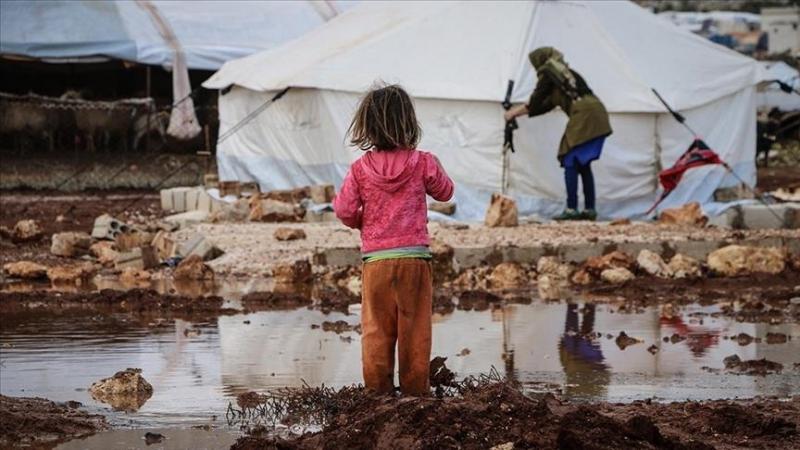 الأمطار في مخيمات النازحين في إدلب السورية