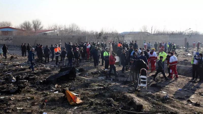 من موقع سقوط الطائرة الأوكرانية العام الماضي