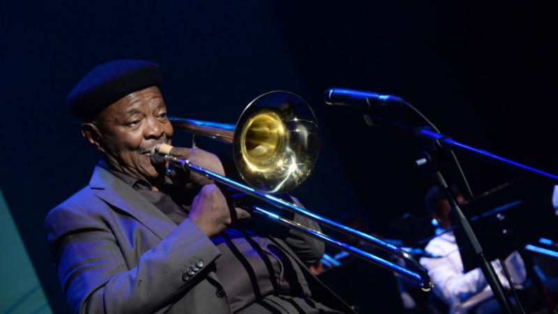  وفاة عملاق موسيقى الجاز في جنوب أفريقيا جوناس غوانغوا