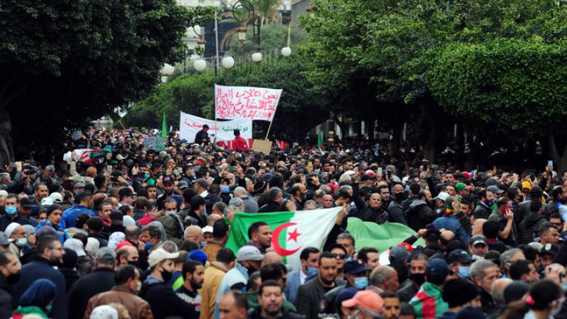 الحراك في الجزائر يعود إلى الشارع