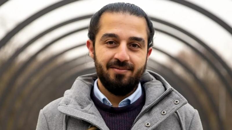 سوري يطمح لأن يصبح أول لاجئ يفوز بالانتخابات البرلمانية في ألمانيا