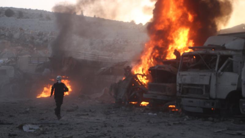 منشأة غاز قرب مدينة سرمدا بمحافظة إدلب واشتعلت النيران في عشرات المقطورات