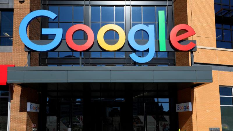 تواجه غوغل ضغوطًا من عشرات الولايات الأميركية التي تتهمها بانتهاك هيمنتها في مجال البحث
