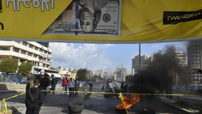 أزمة لبنان الإقتصادية تتفاقم يومًا بعد يوم 