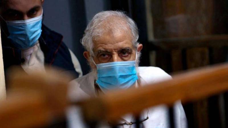 محكمة مصرية قضت بالحكم على محمود عزت بالسجن المؤبد