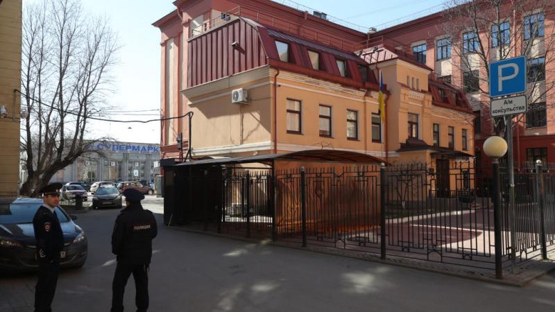 ترفض كييف التهم الموجهة إلى قنصلها في سان بطرسبورغ ألكسندر سوسونيوك