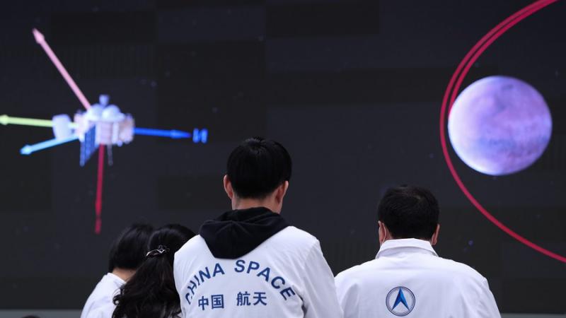 المركبة الفضائية "تيانوين -1" تهبط بنجاح على المريخ (وكالة أنباء الصين، تويتر)