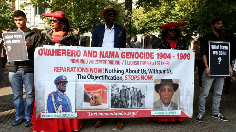 مراسم إعادة جماجم ضحايا ناميبيا برلين