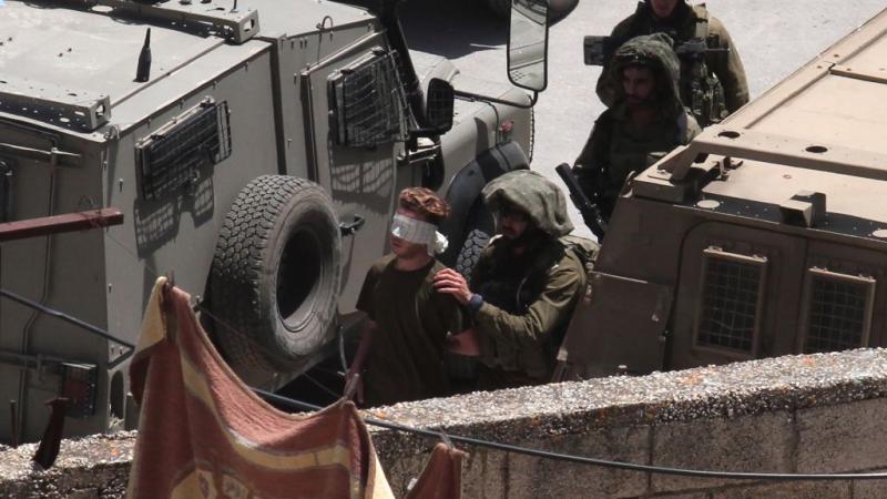 شنّت قوات الاحتلال الإسرائيلي حملة اعتقلات واسعة في مناطق متفرقة من فلسطين