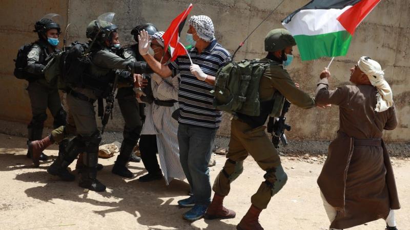 مواجهات بين الفلسطينيين وقوات الاحتلال الإسرائيلي في الضفة الغربية المحتلة