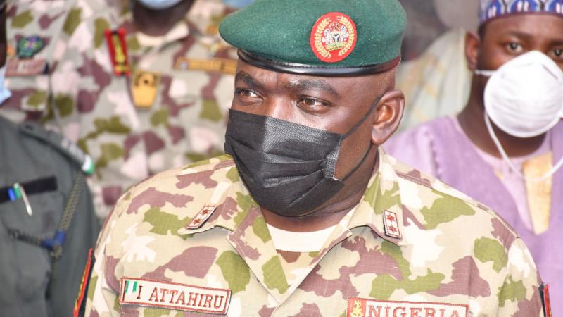 قائد الجيش النيجيري اللفتنانت جنرال إبراهيم أتاهيرو  (غيتي)