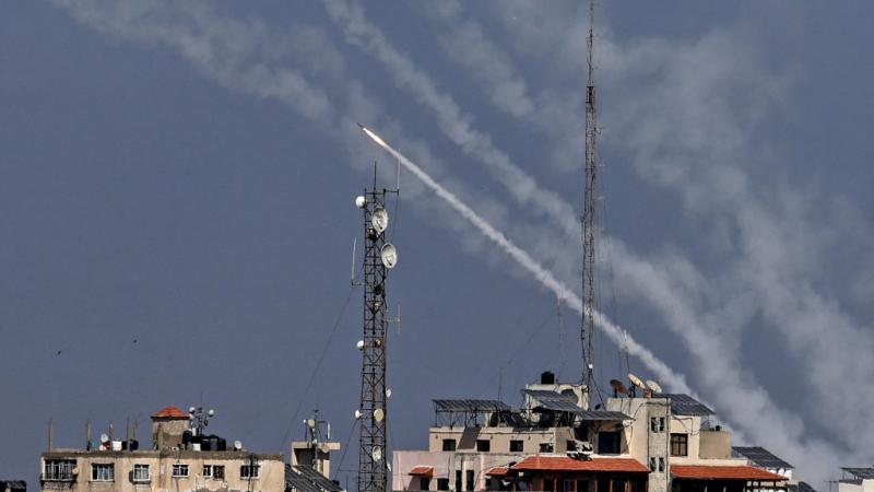 وجهت كتائب القسام 50 صاروخًا نحو مدينة أسدود