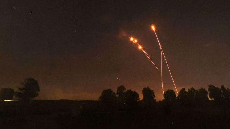 المقاومة الفلسطينية ترد على غارات الاحتلال بإطلاق الصواريخ
