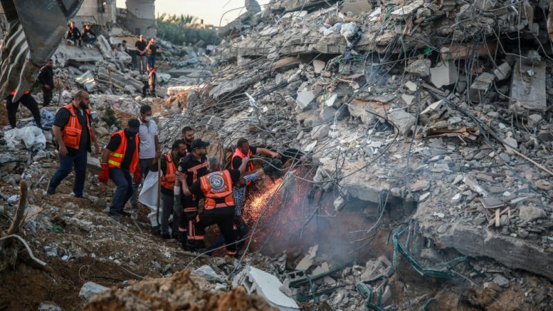 أشارت آخر إحصاءات وزارة الصحة الفلسطينية في غزة إلى ارتفاع عدد الشهداء إلى 119 شهيدًا بينهم 31 طفلاً و19 سيدة (غيتي)