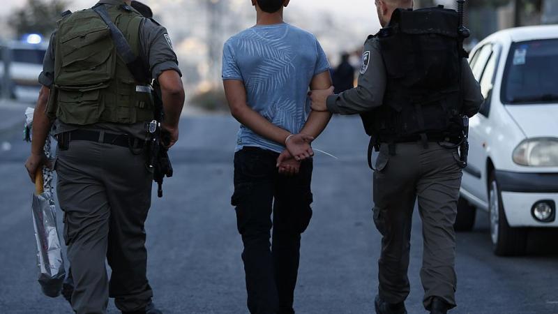 تواصل إسرائيل اعتقال أربعة صحافيين اعتقالًا إداريًا، بحسب النادي.