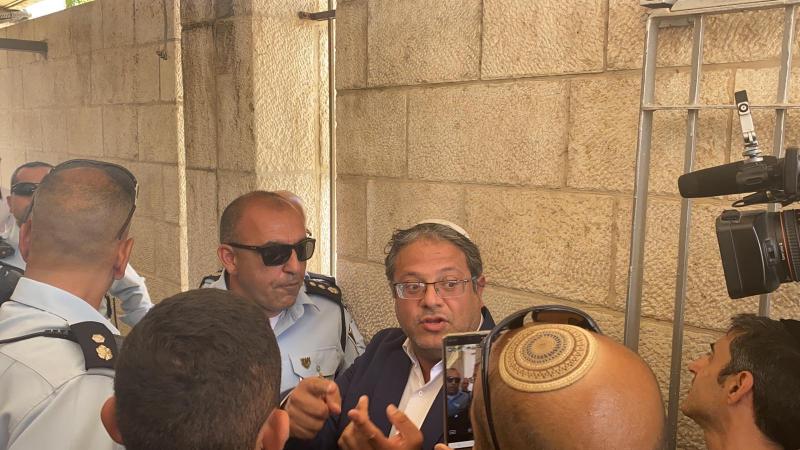 إيتمار بن غفير، النائب بالكنسيت ورئيس حزب "عوتسما يهوديت" اليميني المتطرف