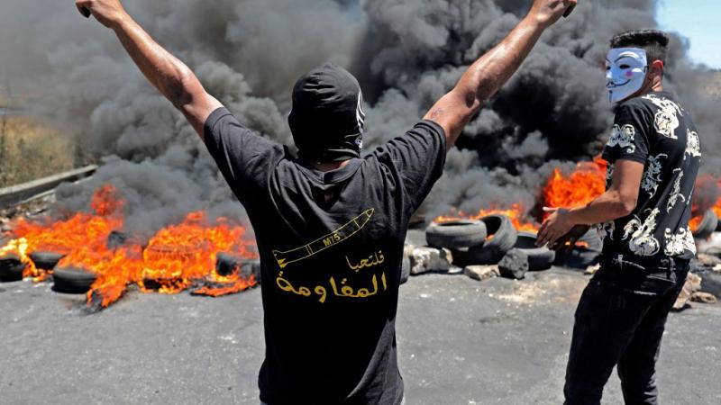 فصائل المقاومة: "لن نسمح للاحتلال بتصدير أزماته الداخلية نحو شعبنا" (غيتي)