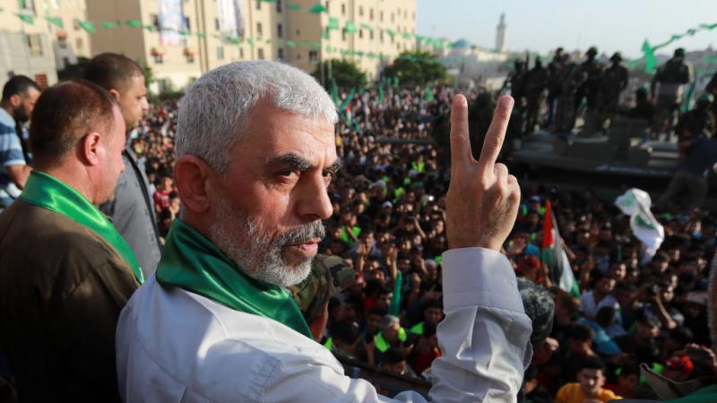 رئيس حركة حماس في قطاع غزة يحيى السنوار (غيتي)