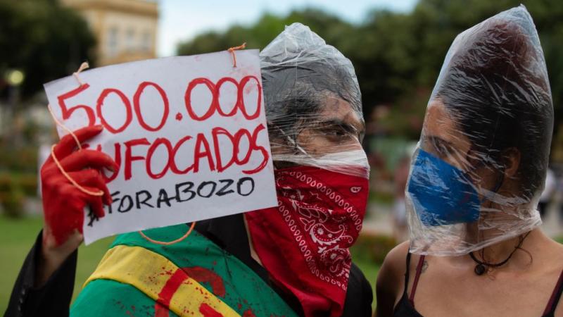 تظاهر آلاف في الشوارع بجميع أنحاء البرازيل السبت للاحتجاج على طريقة تصدي الرئيس جايير بولسونارو للجائحة