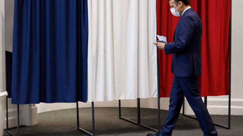أقر حزب الرئيس الفرنسي بأن الدورة الثانية من الانتخابات المحلية التي لم يفز فيها بأي منطقة تشكّل "خيبة أمل للغالبية الرئاسية