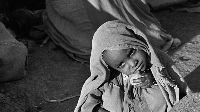 في سبتمبر 1984، كان الإقليم يسجّل 100 وفاة يوميًا جراء الجوع. 