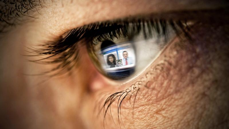 يثير كتاب جديد موجة من الأسئلة حول أخلاقيات العمل داخل فيسبوك
