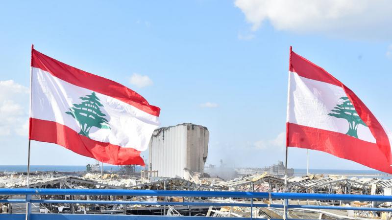 حالت الخلافات السياسية دون تشكيل حكومة تخلف حكومة حسان دياب التي استقالت بعد 6 أيام من انفجار مرفأ بيروت في 10 أغسطس 2020  (غيتي)