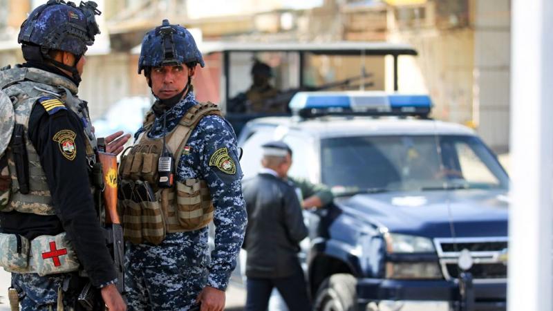 اكتشفت سلطات العراق 4 عبوات ناسفة واسطوانات مملوءة بمواد شديدة الانفجار