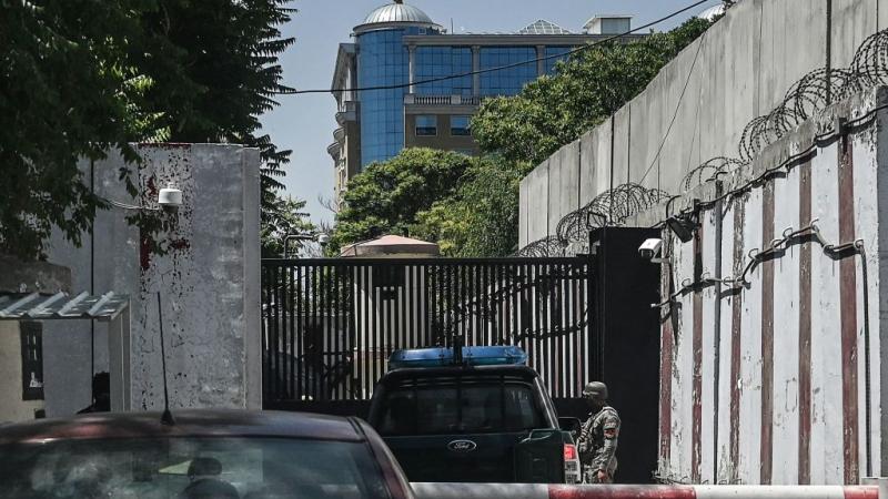 أغلقت أستراليا سفارتها في كابل بسبب مخاوف أمنية عقب انسحاب القوات الأجنبية (غيتي)