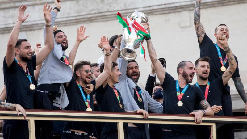 فازت إيطاليا على إنكلترا في نهائي بطولة أوروبا 2020 (غيتي)