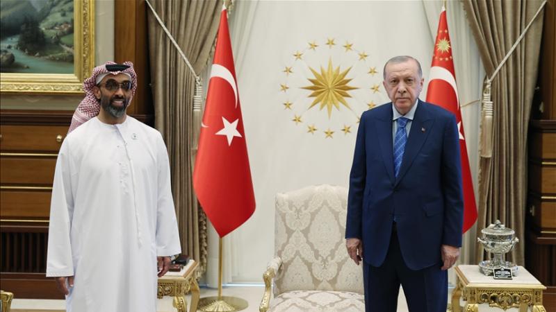 أشار الرئيس التركي رجب طيب أردوغان إلى أهداف وخطط استثمارية جادة للغاية لدولة الإمارات في تركيا (الأناضول)