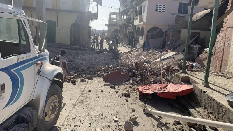 أسفر الزلزال القوي الذي ضرب هايتي عن سقوط 29 قتيلًا (تويتر)