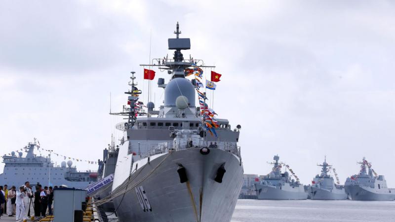 بكين ترسل سفنًا حربية وطائرات مضادة للغواصات ومقاتلات ردًا على استفزازها