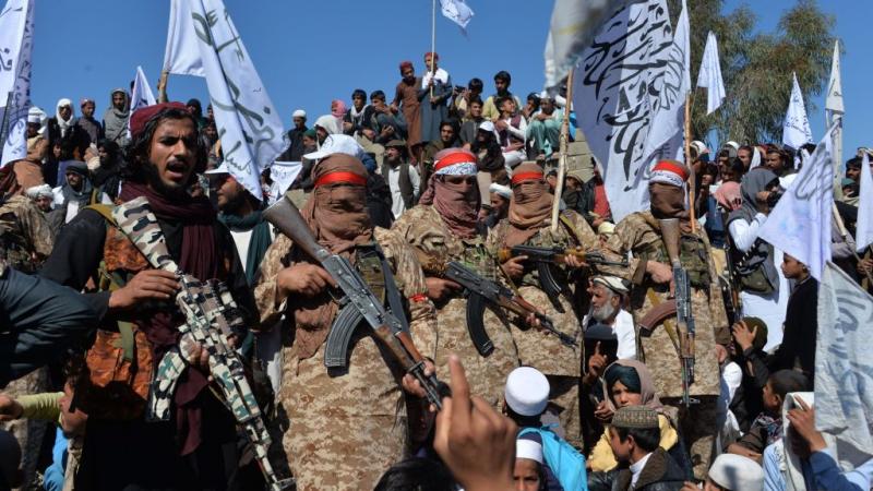استولى عناصر طالبان على مدينة مدينة فراح إلى جانب مكتب حاكم الولاية ومقر الشرطة (أرشيف-غيتي)
