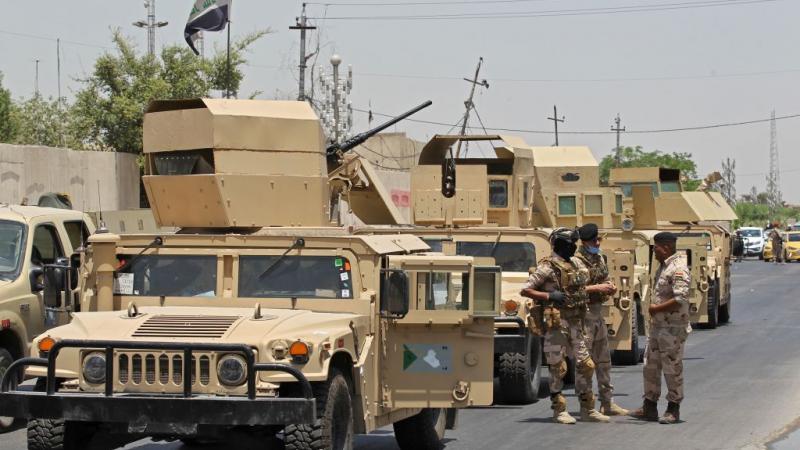 أعلن الجيش العراقي القبض على قياديين اثنين في تنظيم الدولة، في جنوب وشمال العراق.