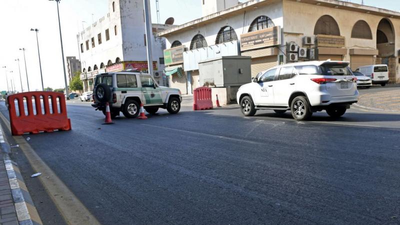 شرطة الرياض توقف مواطنين بتهمة التحرّش بسائحة أجنبية وتسلمهم إلى النيابة العامة التي رجّحت سجنهم 10 سنوات