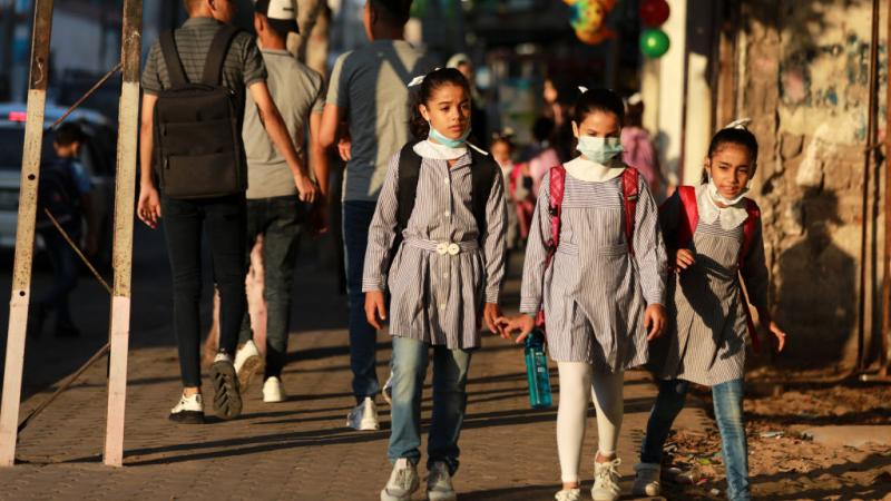 مليون تلميذ بدأوا عامهم الدراسي في الأراضي الفلسطينية وسط إجراءات شددت على تطبيقها كل من وزارة التربية ووزارة الصحة 