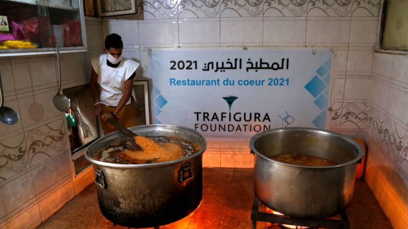 وجبات غذائية مجانية لمواجهة المجاعة في اليمن ( غيتي)