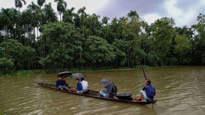 غرق مركب صيد صغير وعلى متنه 41 من الروهينغا في بحر هائج في خليج البنغال، قرب الجزيرة، فيما تم إنقاذ 14 شخصًا 