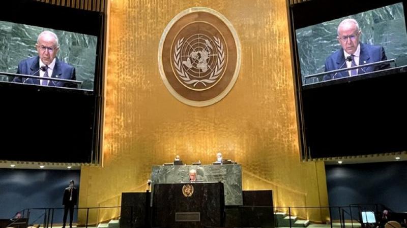 وزير الخارجية الجزائري رمطان لعمامرة يتحدث أمام الجمعية العامة للأمم المتحدة (تويتر- حساب السفارة الجزائرية في أميركا)